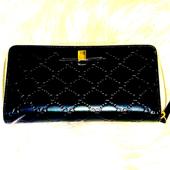 - Authentic Ultra Rare Gucci Leather Wallet. - Picture 12 of 15